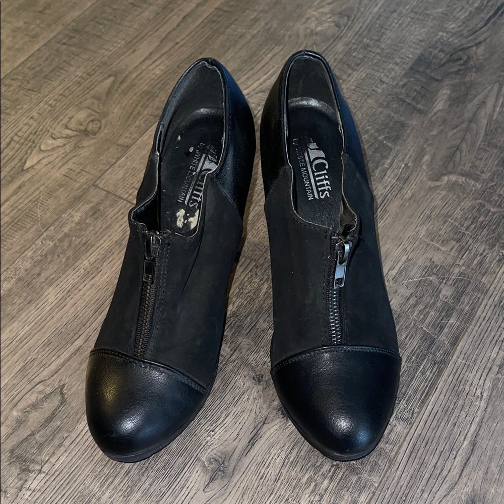 Cliffs by White Mountain Black Zipper Ankle Booties